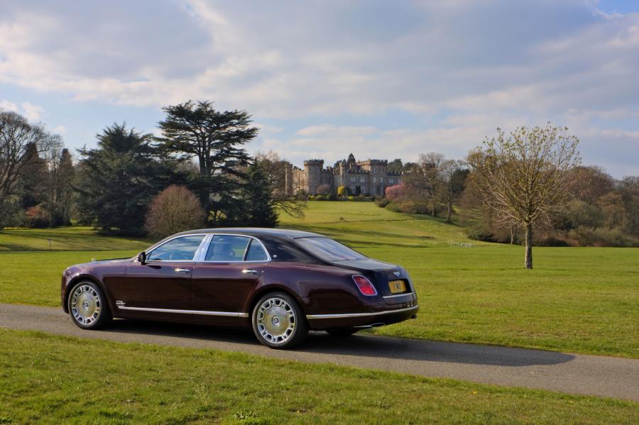  Bentley Mulsanne Diamond Jubilee Edition 2012 года  (фото 15 из 30)